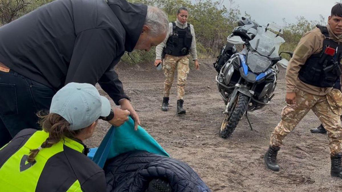 El intendente de San Carlos auxilió a víctimas de un accidente en la Ruta 40 vieja