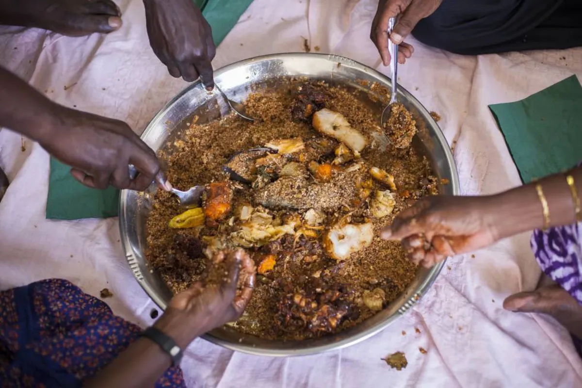 Thieboudienne, uno de los platos típicos de Mauritania. Thieboudienne, uno de los platos típicos de Mauritania.