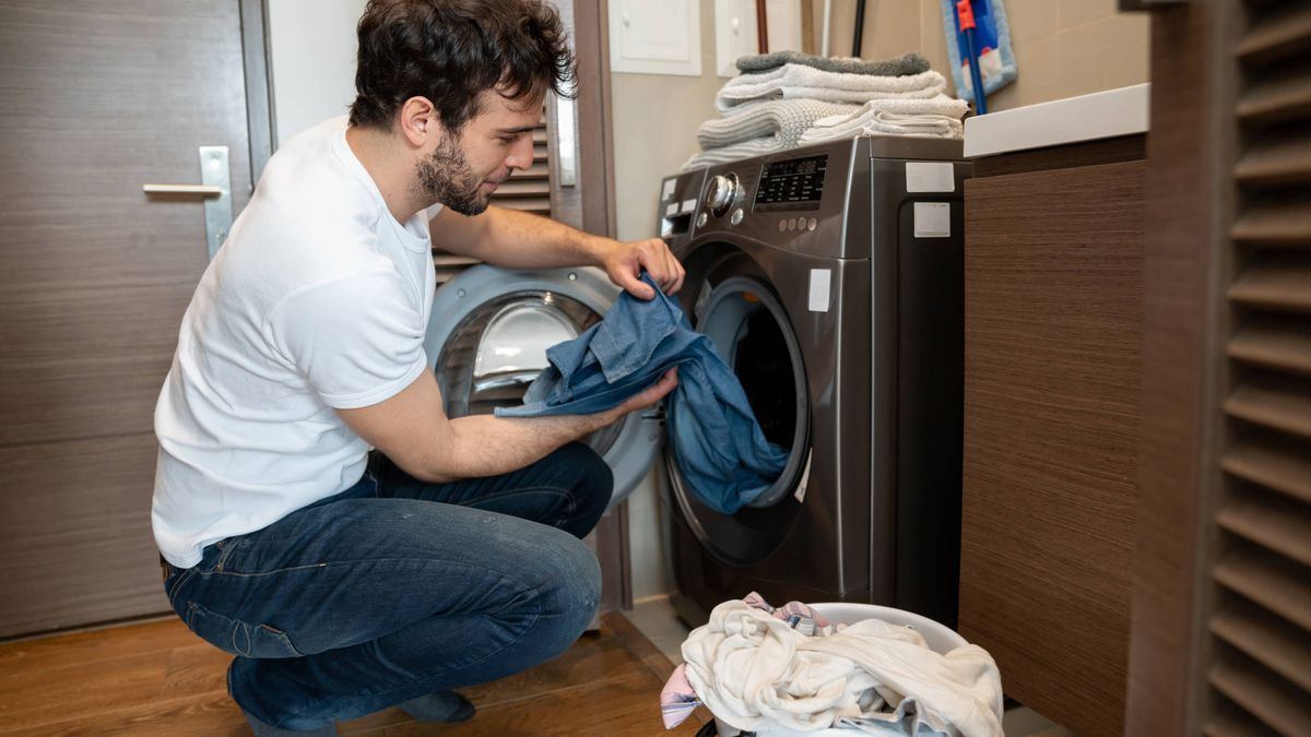 Qué hacer para evitar que las prendas no se rompan dentro del lavarropas: así debes lavar Qué hacer para evitar que las prendas no se rompan dentro del lavarropas: así debes lavar