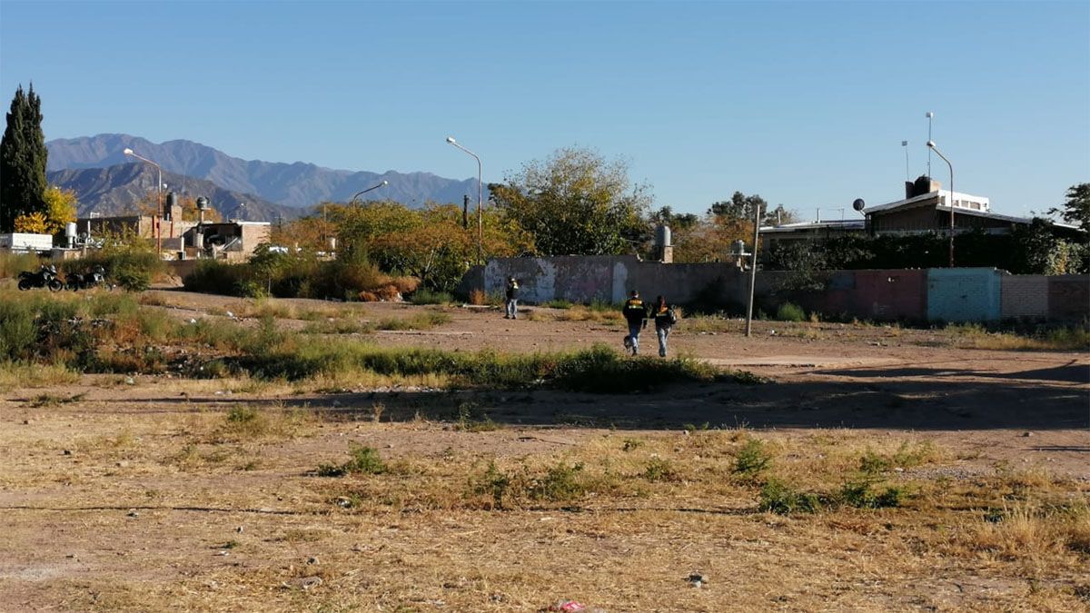 Intensa búsqueda de Abigail Carniel en el barrio Jorge Newvery, de Las Heras