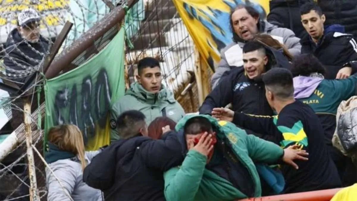 Tres barras del elenco marplatense fueron sancionados.