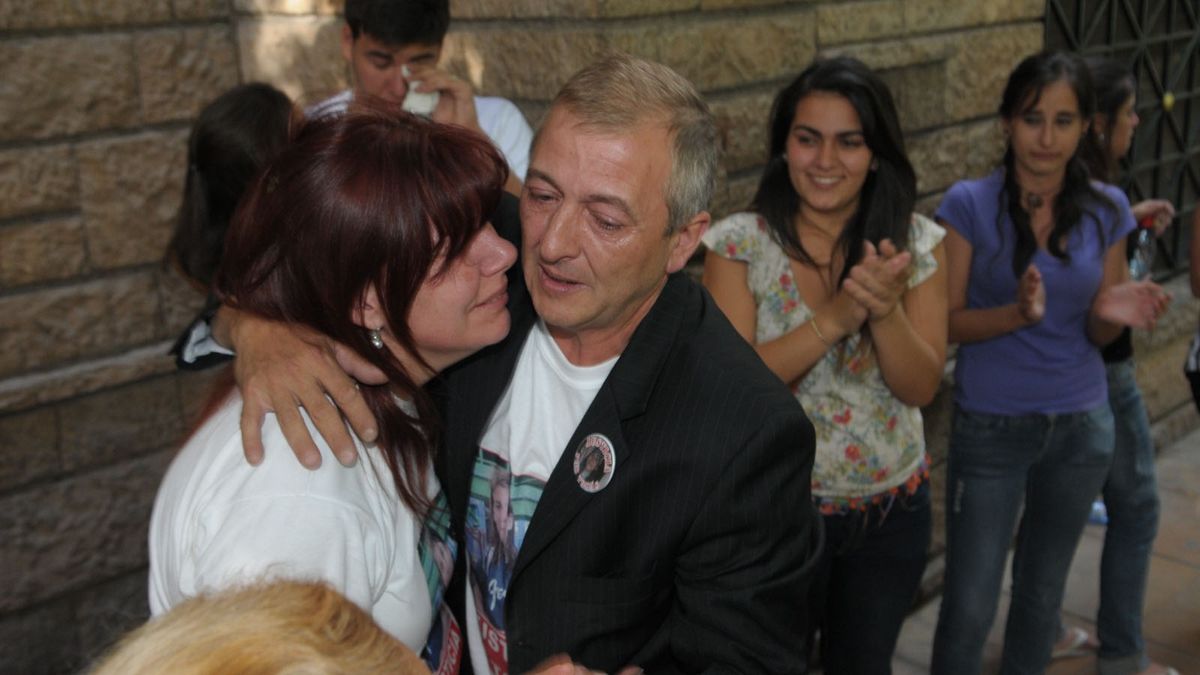 Teresa Pal junto a su esposo Augusto Trossero luego de conocer la condena de Pablo Yáñez en diciembre de 2012. Teresa Pal junto a su esposo Augusto Trossero luego de conocer la condena de Pablo Yáñez en diciembre de 2012.