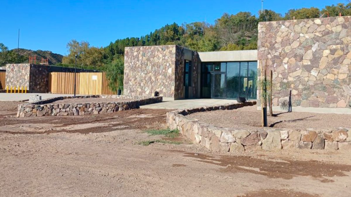 El Ecoparque tiene edificios en buenas condiciones. El Ecoparque tiene edificios en buenas condiciones.