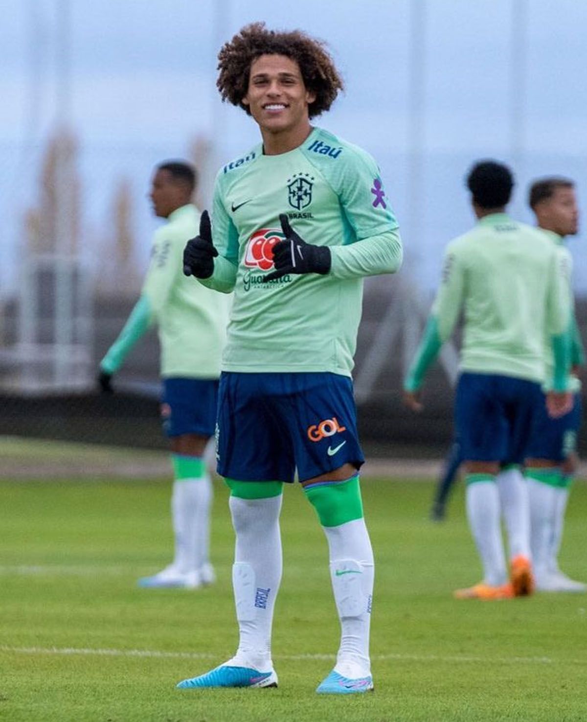 Biro es uno de los delanteros de Brasil