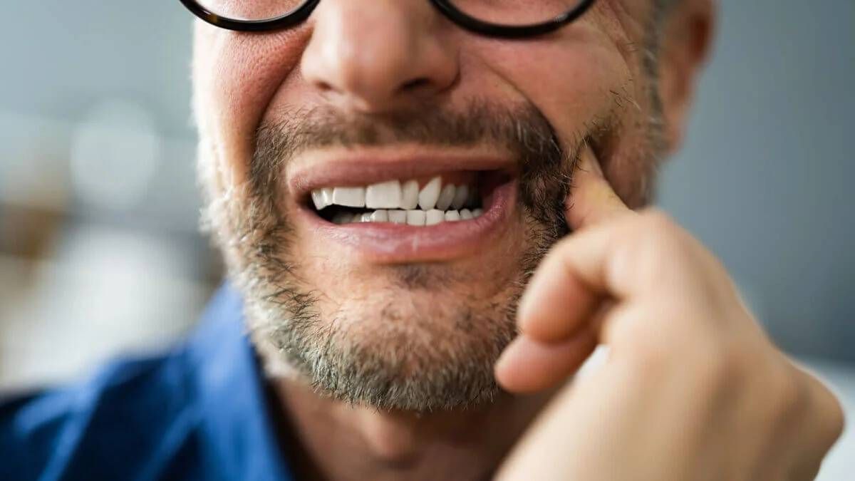 Qué significa que se te destemplen los dientes con algunos sonidos.