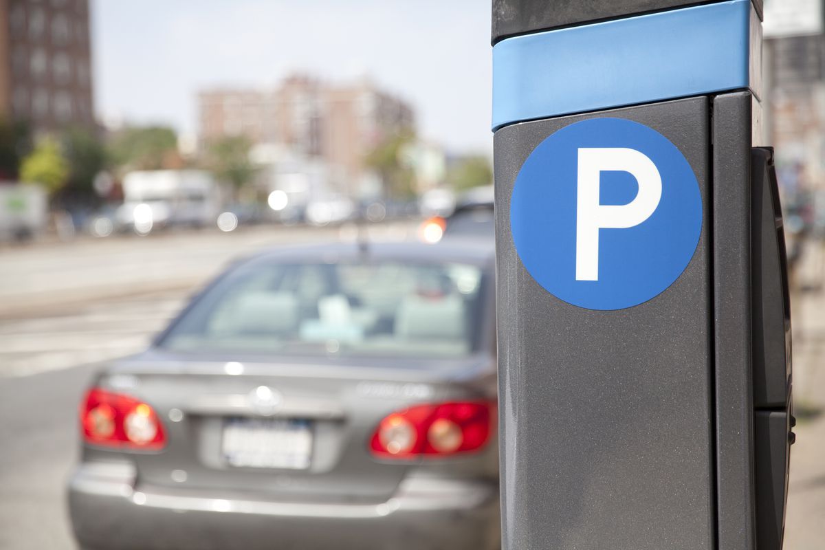La resolución asegura que este cambio no afectará el presupuesto operativo de la ciudad ni afectará las operaciones del departamento de estacionamiento.
