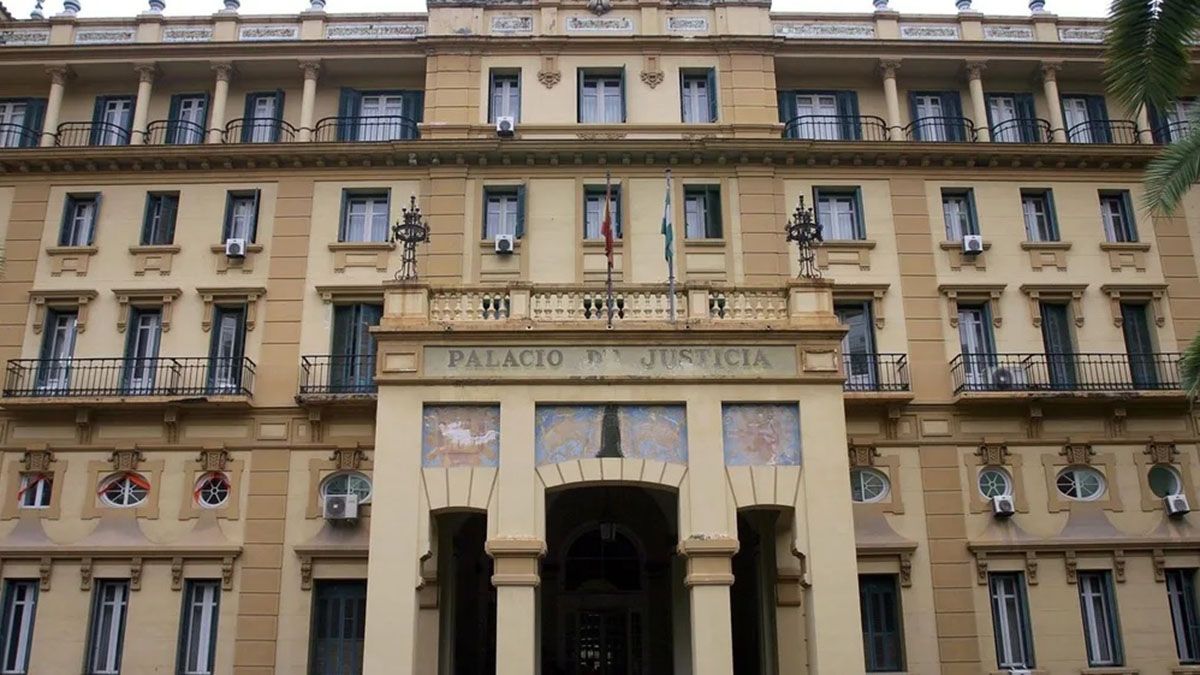 Indignante: dio a luz en un descampado y abandonó a la bebé al creer que estaba muerta