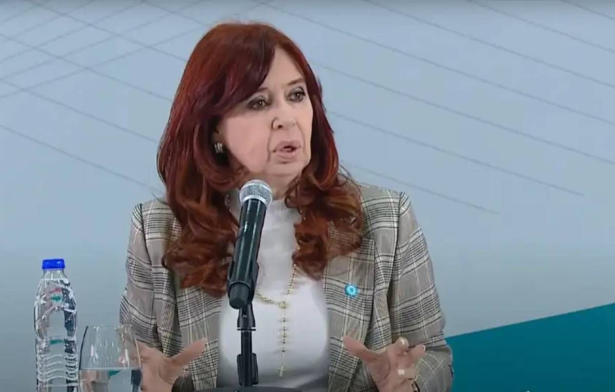 La ex presidenta fue distinguida este viernes con un doctorado en Honoris Causa en la Universidad Nacional del Oeste.