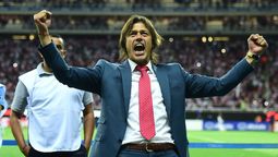 Matías Almeyda tiene varias ofertas laborales en carpeta.