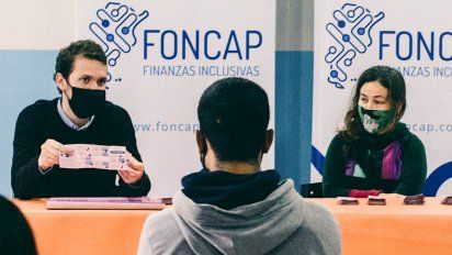 Mateo Bartolini de la FONCAP habló de los microcréditos.