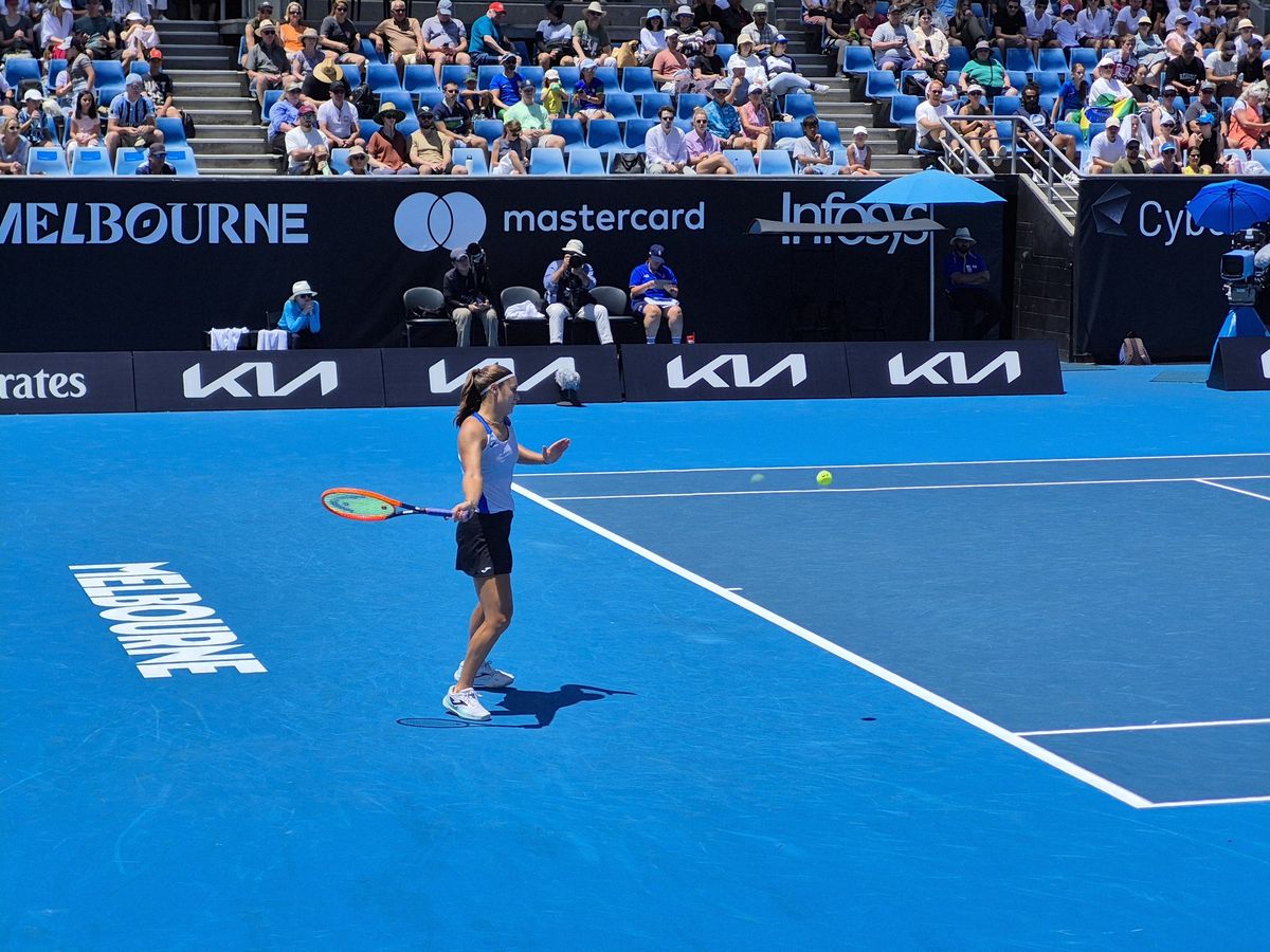 Julia Riera hizo un partidazo en el Abierto de Australia ante una top 20. Julia Riera hizo un partidazo en el Abierto de Australia ante una top 20.