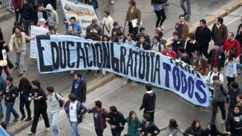 Crece la movilización estudiantil en Chile en demanda de mejoras educativas