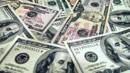 Nueva suba del dólar que superó los 17
