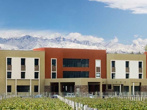 Sorpresiva suspensión de la apertura del casino del lujoso hotel Fuente Mayor de Tunuyán