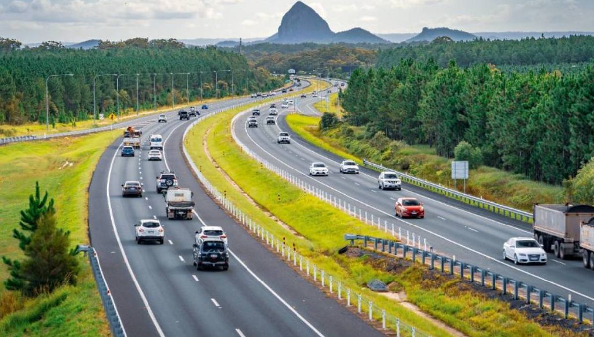 Mendoza busca estrechar vínculos con Australia y aprovechar la experiencia de ese país en el desarrollo minero. Mendoza busca estrechar vínculos con Australia y aprovechar la experiencia de ese país en el desarrollo minero.