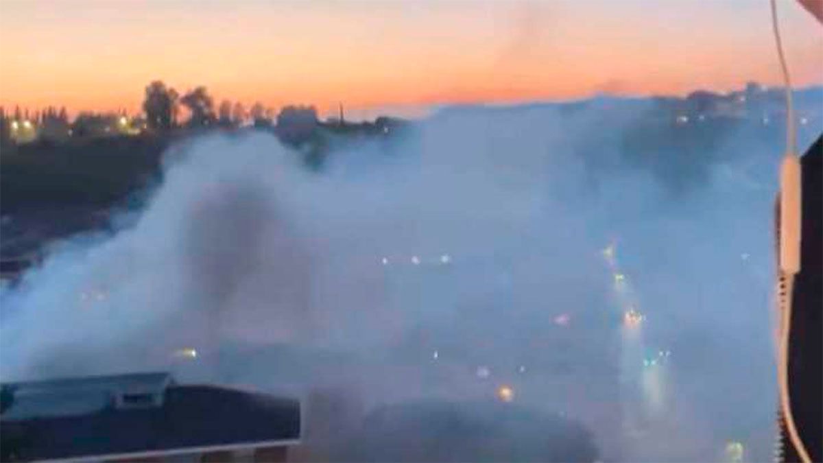 Cónclave: creyeron que habían elegido el nuevo papa por un humo confuso que desconcertó al mundo