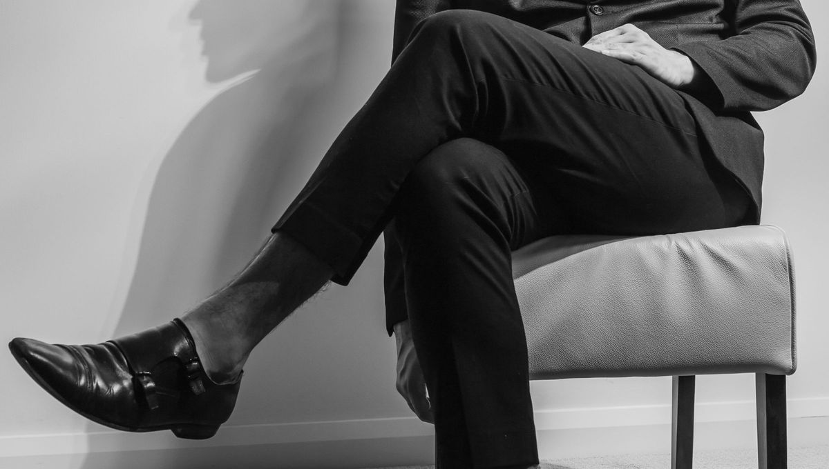 Cruzarse de piernas no es casualidad. La psicología tiene varios análisis sobre ese gesto tan repetido. Cruzarse de piernas no es casualidad. La psicología tiene varios análisis sobre ese gesto tan repetido.