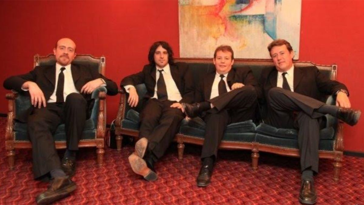 Blackbird, banda tributo a The Beatles, en el Umbrella.&nbsp;