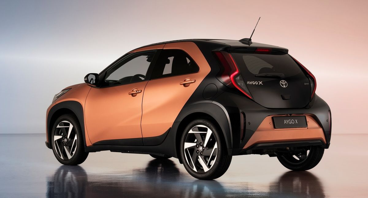 Este Toyota es el primer híbrido de la marca en Europa.