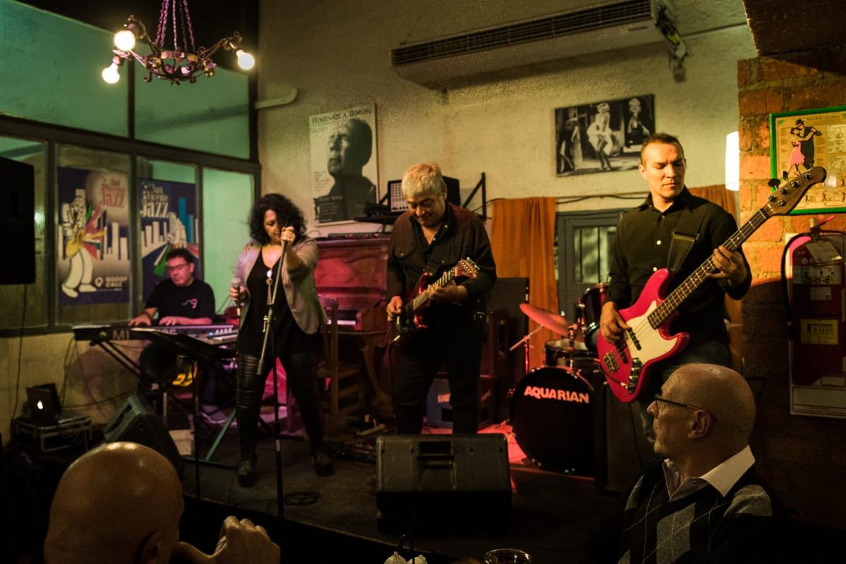 Bibi Fernández en otro momento de su riquísima carrera musical. Bibi Fernández en otro momento de su riquísima carrera musical.