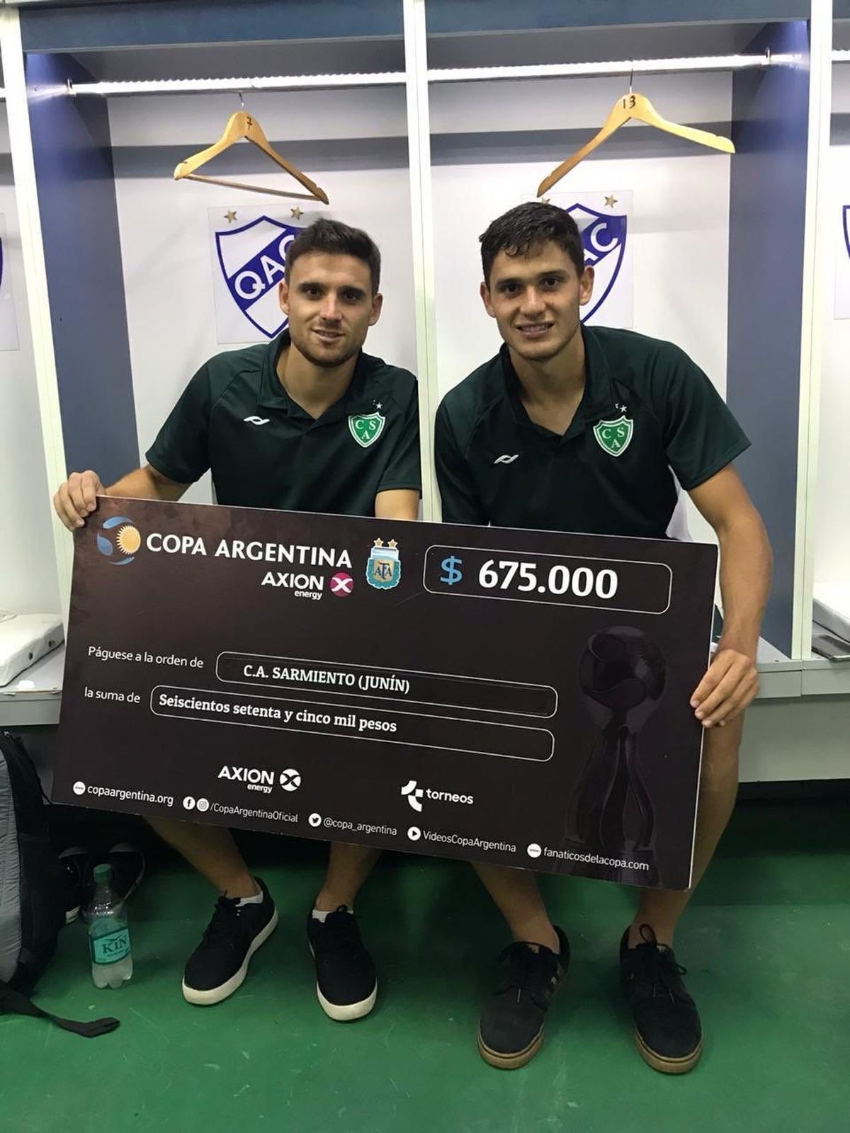 Los hermanos Antonini compartiendo en Sarmiento de Jun&iacute;n.&nbsp;