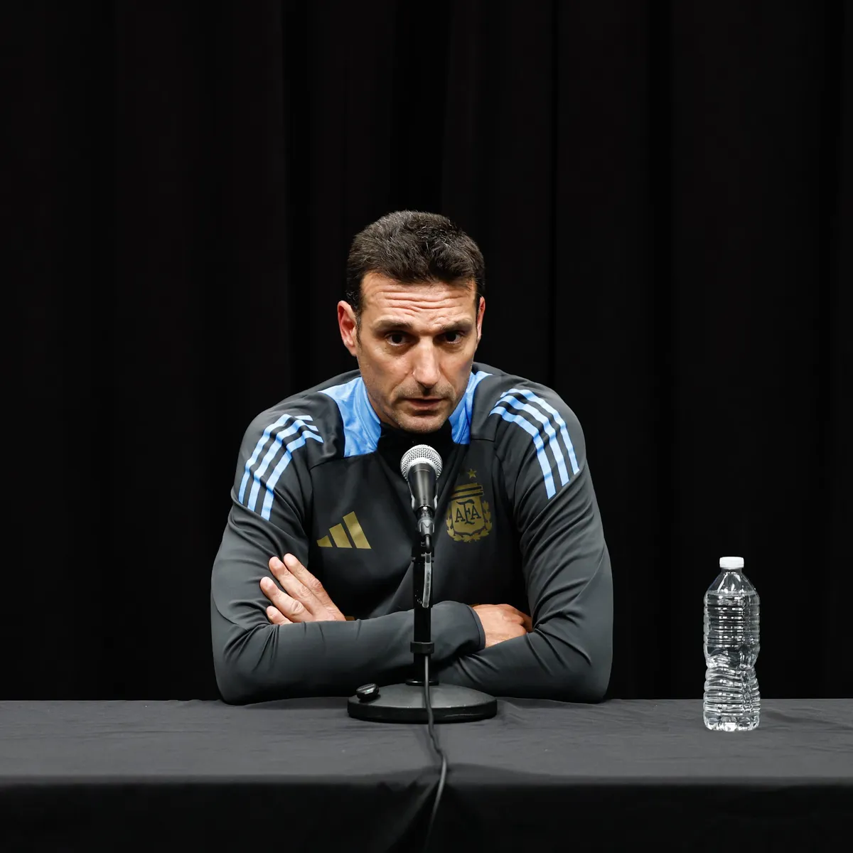Lionel Scaloni le dedicó unas palabras a Miguel Ángel Russo antes del amistoso de la Selección argentina.