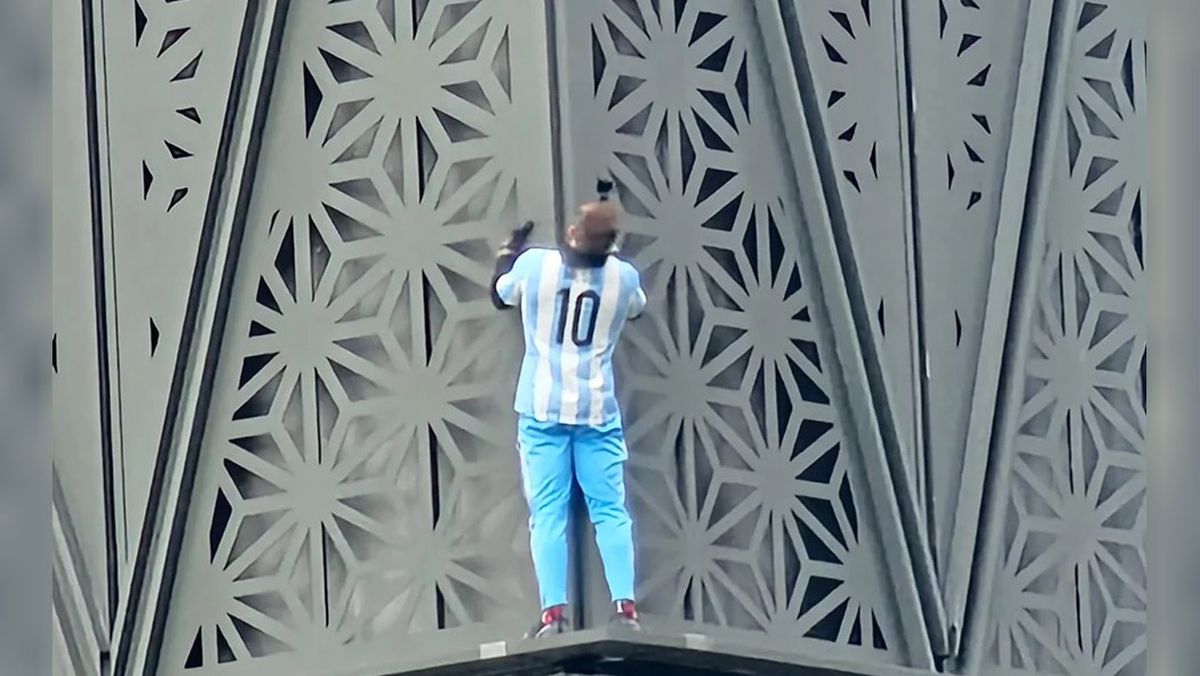 Rescataron a un youtuber polaco que se trepó a un edificio de Puerto Madero