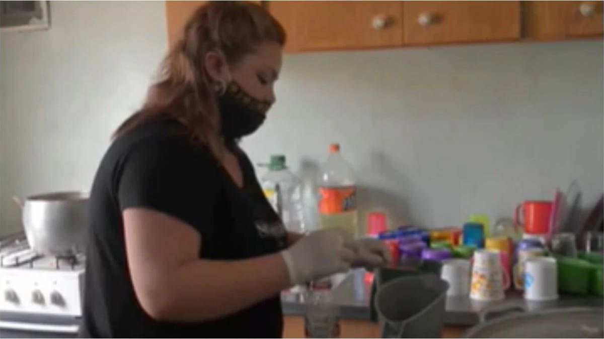 Cobraron el IFE para abrir un merendero y alimentan a 40 chicos