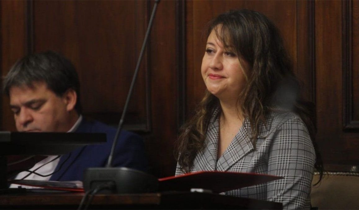 La senadora Jésica Laferte llevó al recinto el debate por la minería en Malargüe.