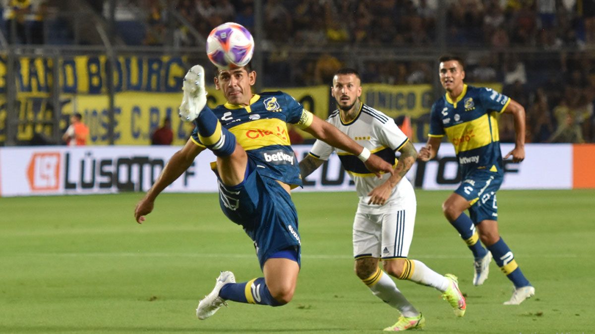 Boca no pudo con Everton en San Juan e Independiente se consagró campeón del Triangular de Verano.
