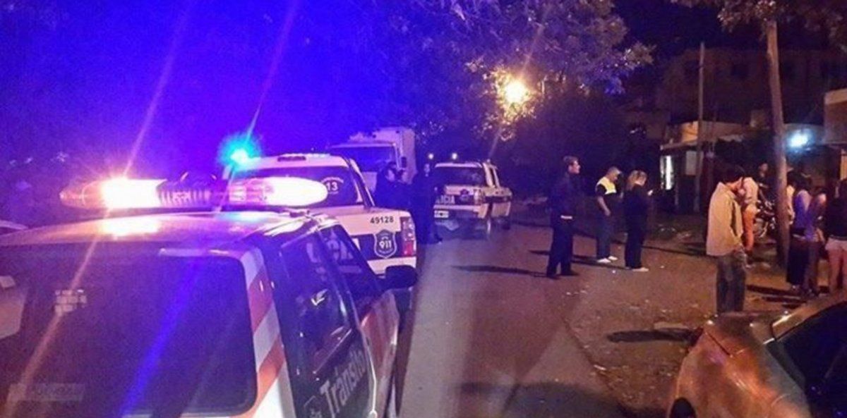 Fiesta clandestina. Detuvieron a mas de 40 personas.