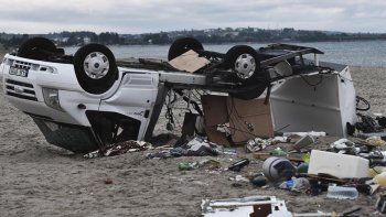 Infernal tornado mató a 6 turistas y a un pescador