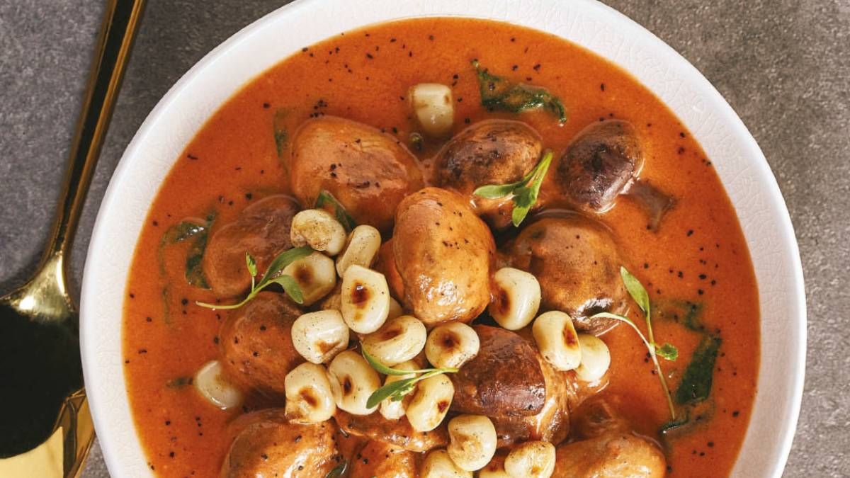 La reina de las recetas para preparar una sopa de hongos y espinaca perfecta para afrontar los días de frío.