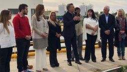 Nosotros decidimos trabajar mientras otros