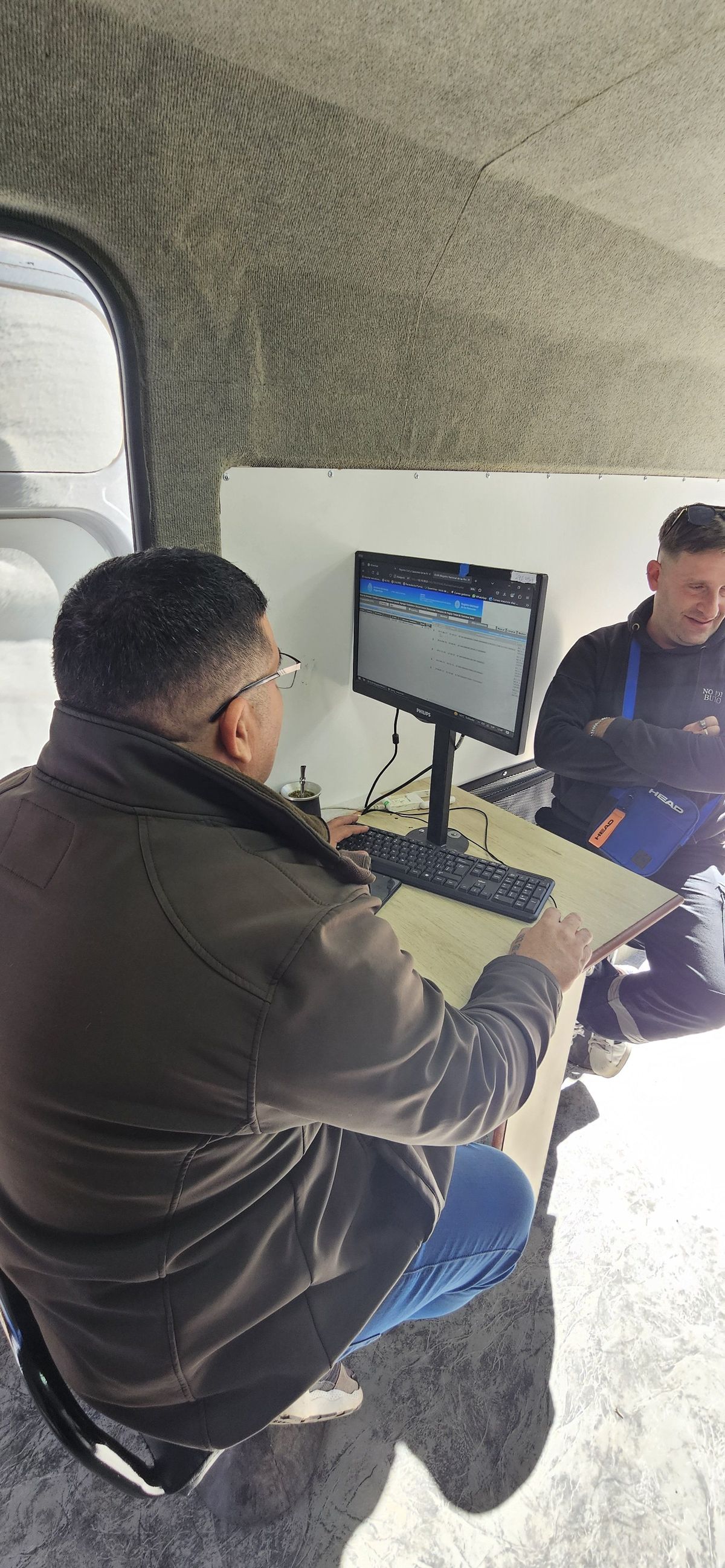 El Gobierno, además, anunció el primer operativo del Registro Civil en alta montaña. El Gobierno, además, anunció el primer operativo del Registro Civil en alta montaña.