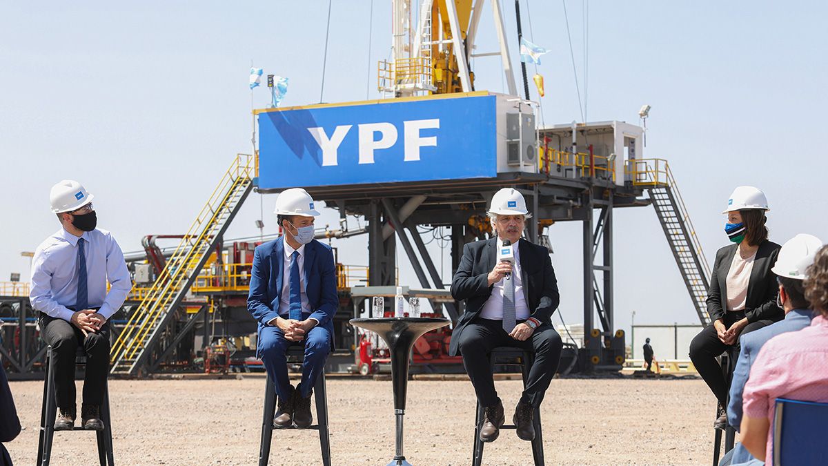 El Presidente durante su discurso en Vaca Muerta.