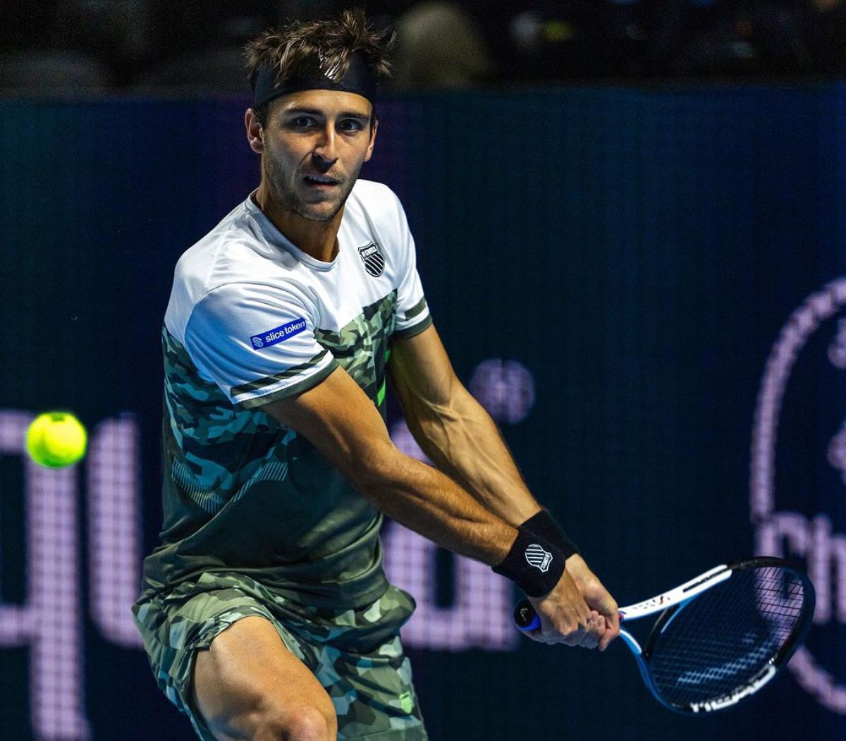 Tomás Etchverry irá por la hazaña ante el número uno Novak Djokovic en el Masters 1000 de Paris