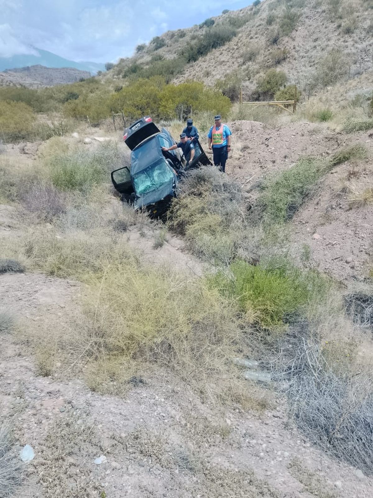 As&iacute; qued&oacute; el auto en el que viajaban el ni&ntilde;o fallecido y la mujer.