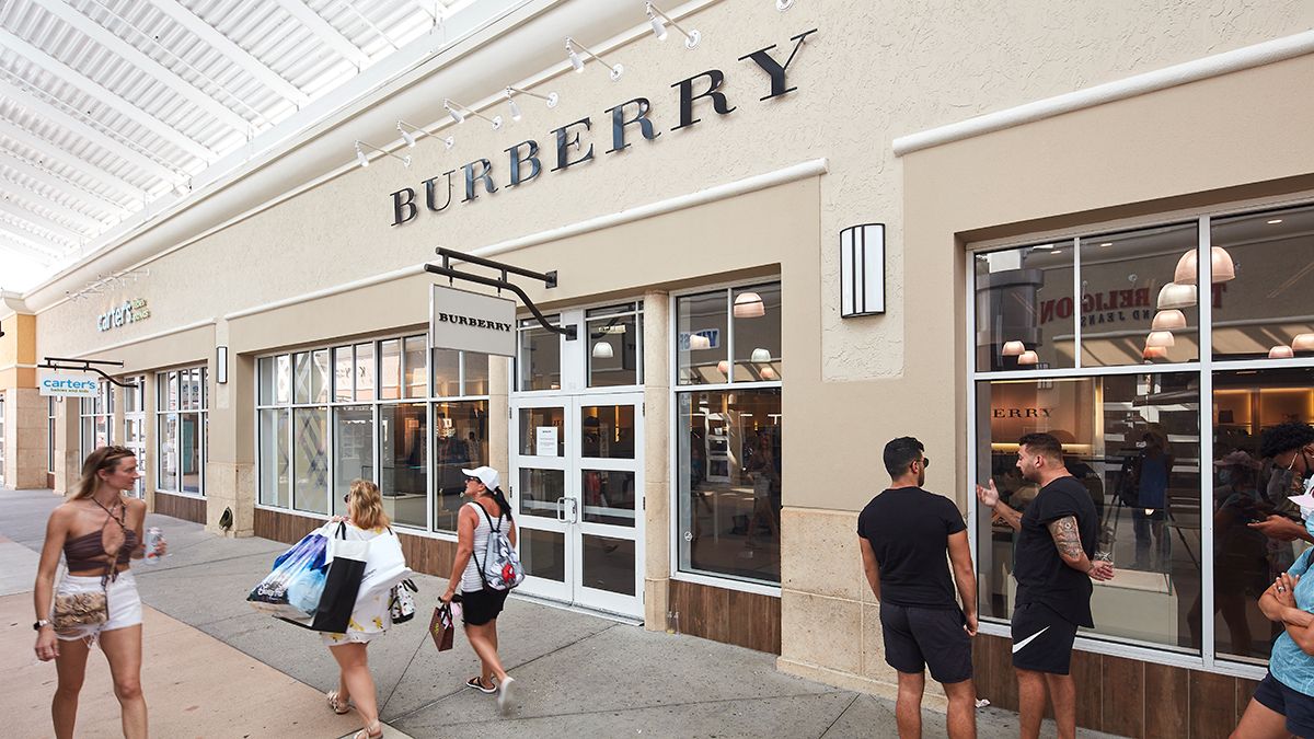 Compra en Orlando en el mejor outlet de Florida.