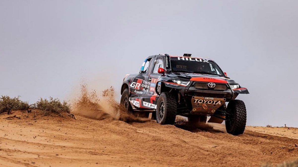 Juan Cruz Yacopini está teniendo muy buenas actuaciones con su Toyota en el Rally Dakar 2023.