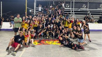 Las chicas de Leonardo Murialdo festejaron nuevamente y son bicampeonas del hockey mendocino