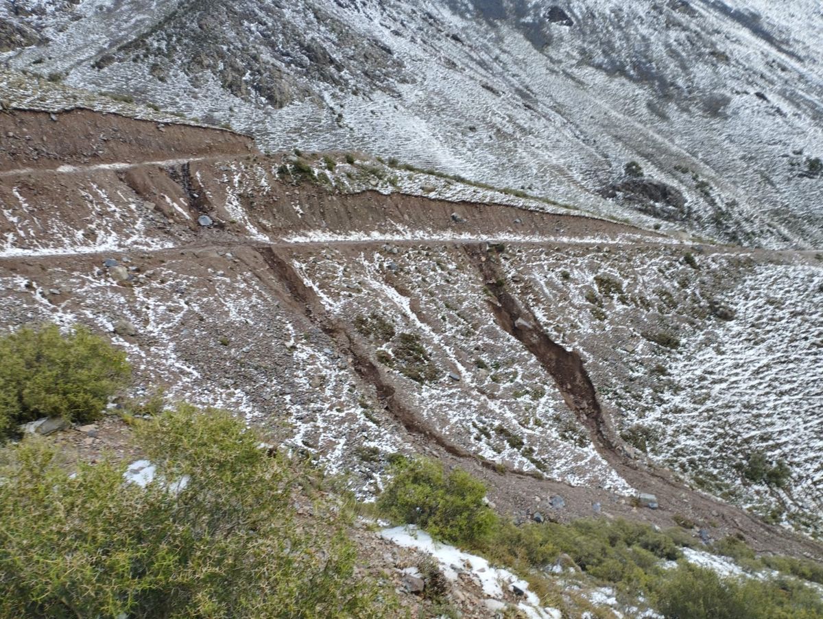 Aludes y anegamientos en Vallecitos por la granizada. Aludes y anegamientos en Vallecitos por la granizada.