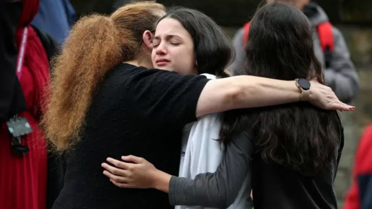 Violento ataque a una sinagoga: dos muertos y tres heridos en el Día del Perdón.