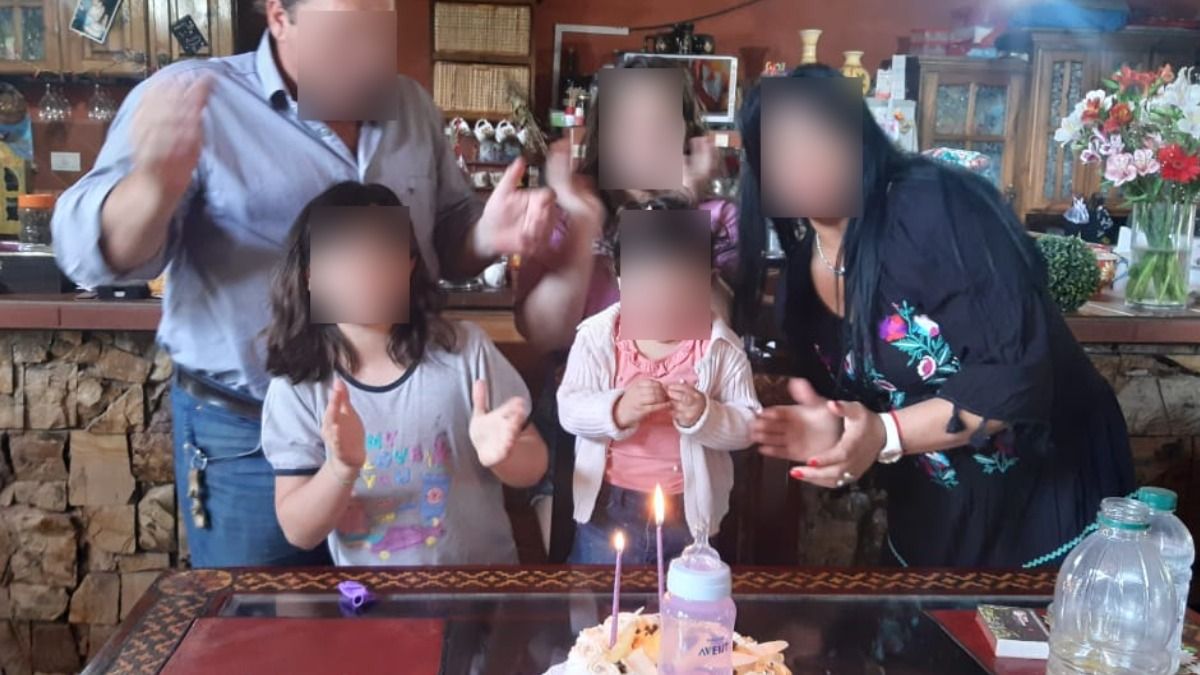 La familia pasó más de un año junto a la chiquita. Por cuestiones legales, se evita aquí dar información que permita identificar a la menor.