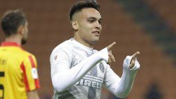 Tres goles argentinos en la victoria del Inter