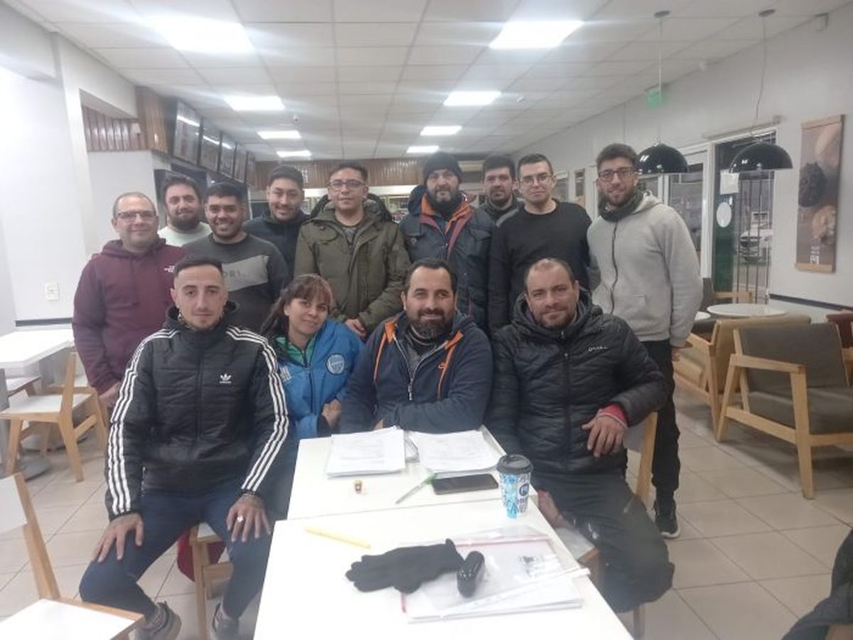 La Asociación Mutual de Repartidores y Monotributistas (Amurem) fue creada con la colaboración del Gobierno de Mendoza. La Asociación Mutual de Repartidores y Monotributistas (Amurem) fue creada con la colaboración del Gobierno de Mendoza.