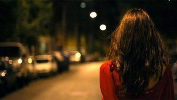 Una mujer será juzgada por tocarle los genitales a su exnovio en la calle