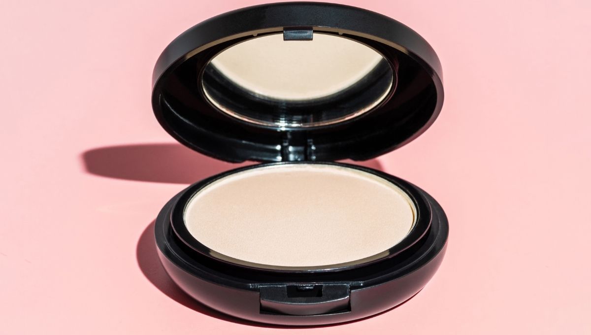Polvo compacto (imagen ilustrativa). Polvo compacto (imagen ilustrativa).