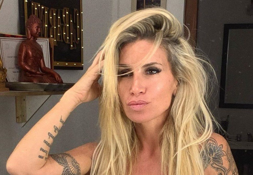 ¡Explosiva! Florencia Peña mostró sus trabajados abdominales: Aprendé a quererte