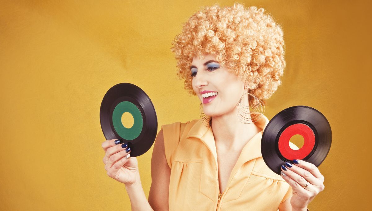 El maquillaje inspirado en los años 70 que se convierte en el mejor look para la oficina